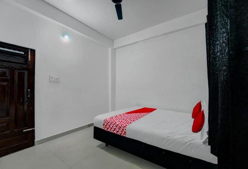 Трехместный Номер Классика, O As Hotels & Banquet