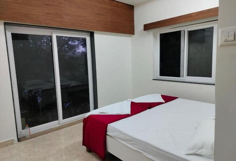 Номер Стандарт, White Water Resort Dandeli