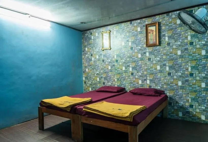 スタンダードルーム, White Water Resort Dandeli