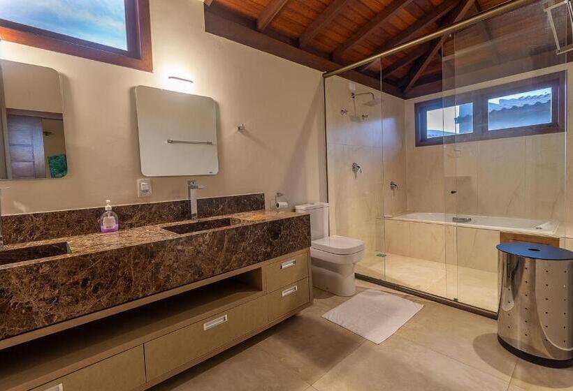 발코니가 있는 스위트, Villa Beijupirá Guesthouse