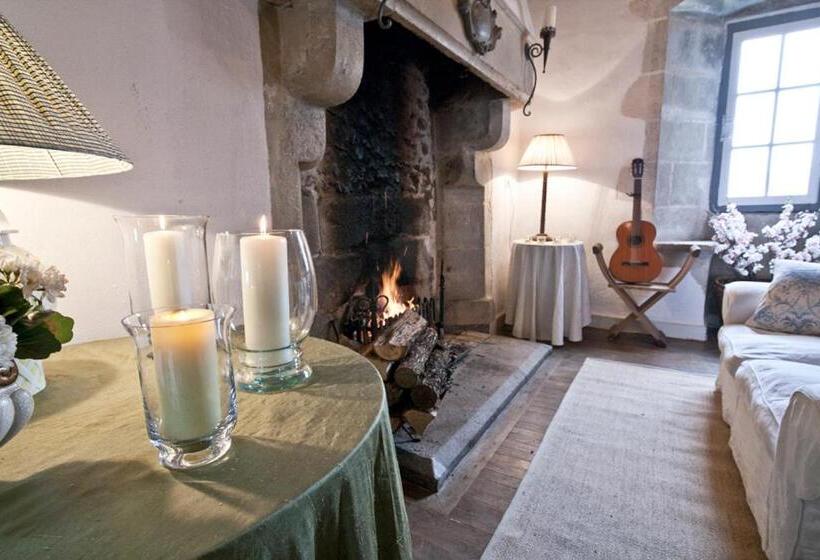 带2个卧室的别墅, 14th Century Priory In Pressigny