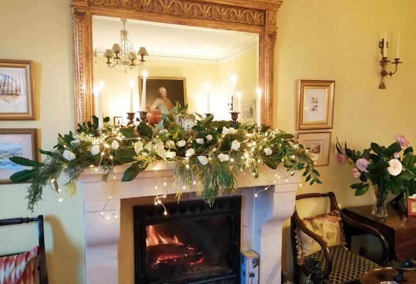 别墅: 1间卧室带游泳池, 14th Century Priory In Pressigny