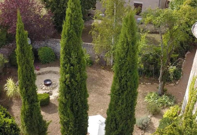 带2个卧室的别墅, 14th Century Priory In Pressigny