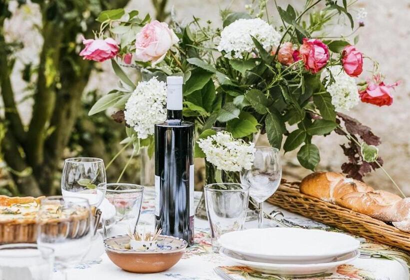 带2个卧室的别墅, 14th Century Priory In Pressigny