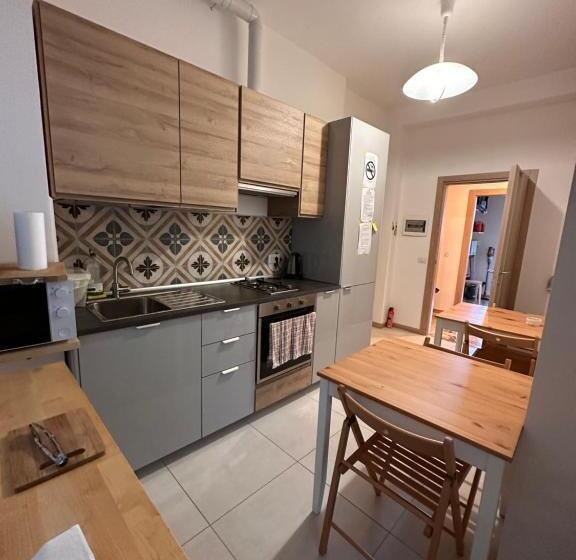 اتاق استاندارد سه نفره, Casa Ling  Ac   Parking 2bathrooms