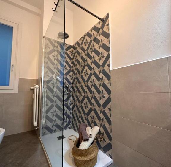 اتاق استاندارد سه نفره, Casa Ling  Ac   Parking 2bathrooms