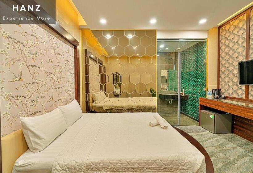 اتاق سوپریور, Hanz T68