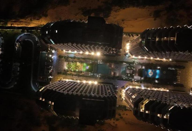 اتاق استاندارد چهار تخته با چشمانداز دریا, M Condotel Apec Mandala Cham Bay Mui Ne