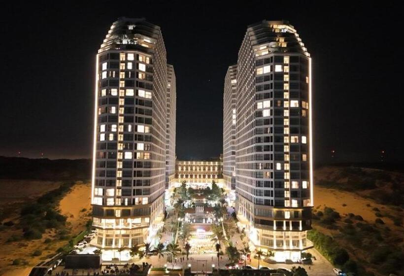 اتاق استاندارد چهار تخته با چشمانداز دریا, M Condotel Apec Mandala Cham Bay Mui Ne