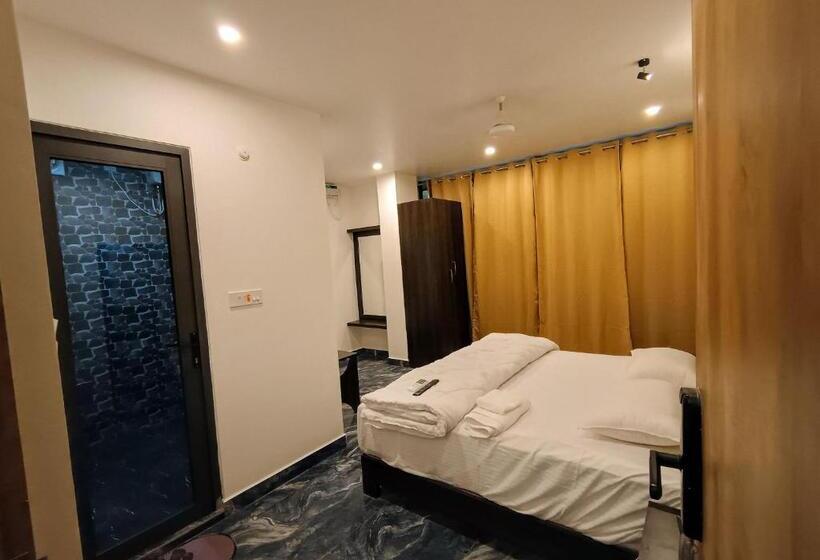 标准间, Big Pocket