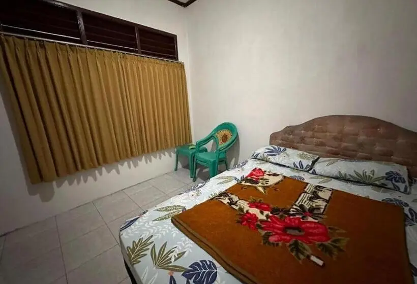 デラックスルーム, Oyo 93296 Kost Gowa