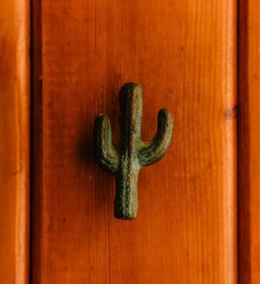 מיטת קינג בסוויטה, La Poza Boutique Hotel And Spa   Adults 15 Plus