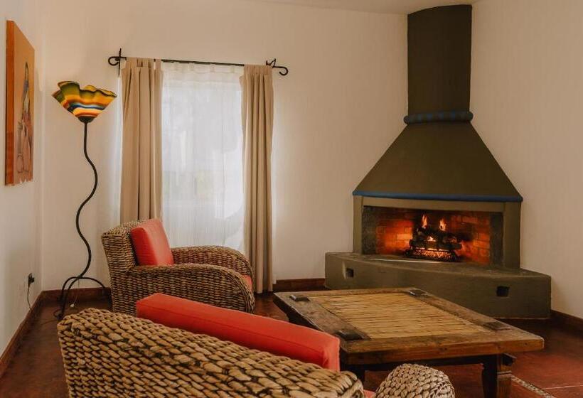 חדר דלוקס עם מיטת קינג, La Poza Boutique Hotel And Spa   Adults 15 Plus