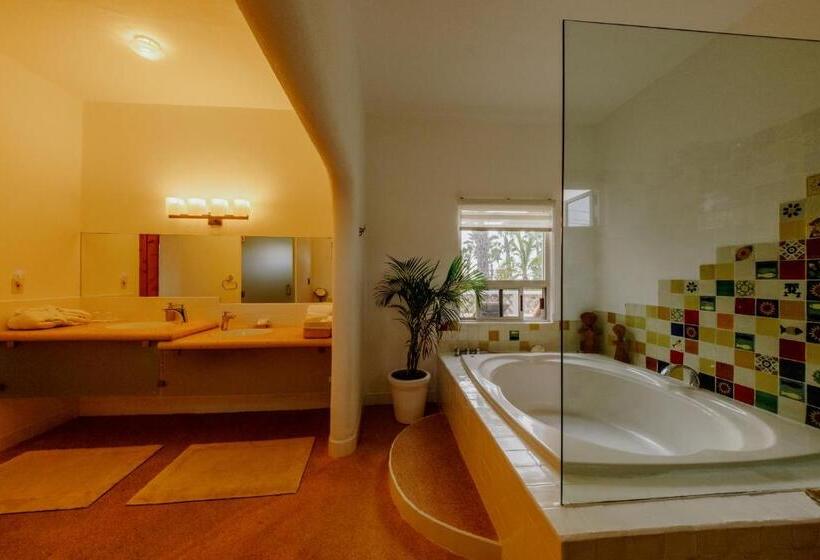 キングサイズベッドのデラックススイート, La Poza Boutique Hotel And Spa   Adults 15 Plus