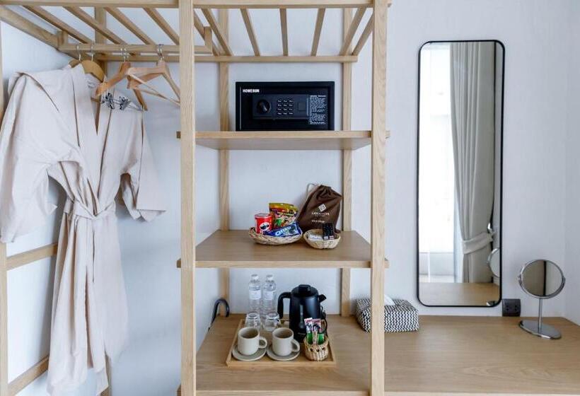 Номер Стандарт с Балконом, Lavanda Hotel Chiang Rai