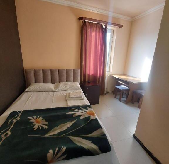 اتاق لوکس, Rp Hotel  Hostel