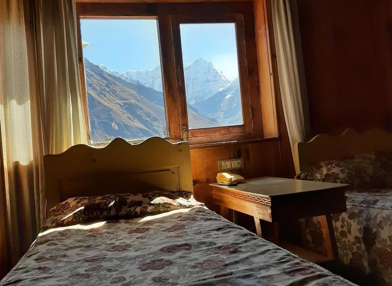 اتاق استاندارد یک نفره, Sherpa Panorama Hotels