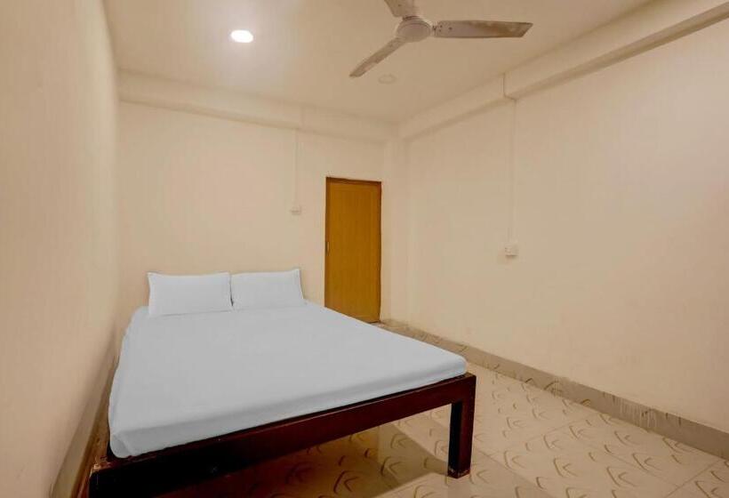 Трехместный Номер Классика, Spot On Hotel Paradise Inn