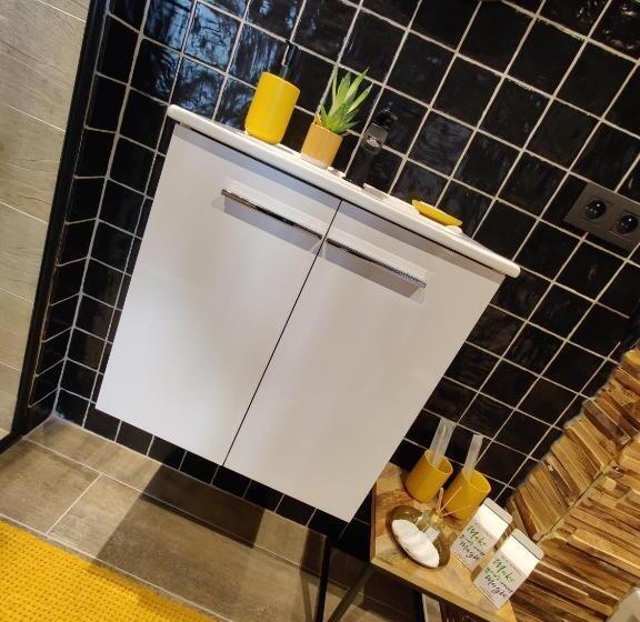 带大床的高级房间, Chambre D Eau