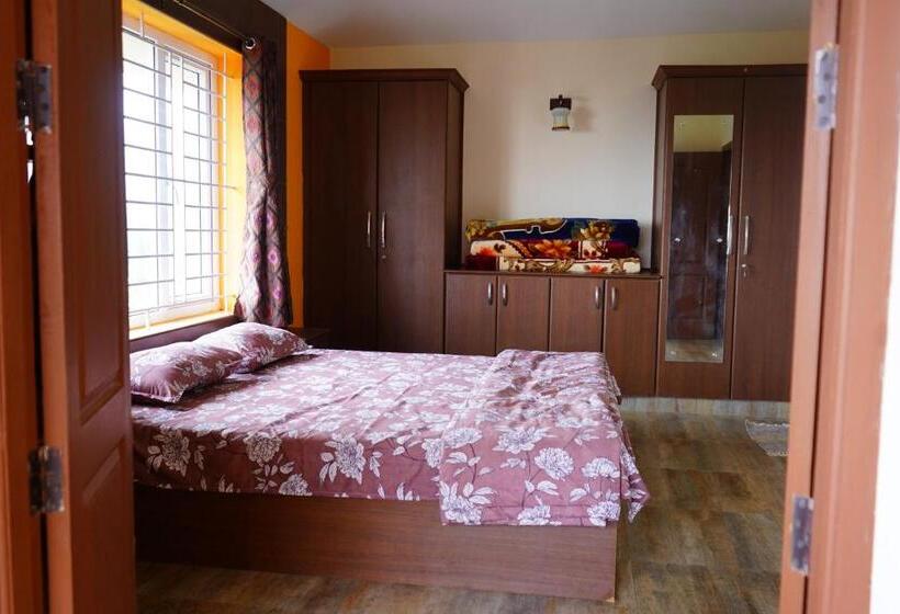 带阳台的豪华间, Me Time Stay