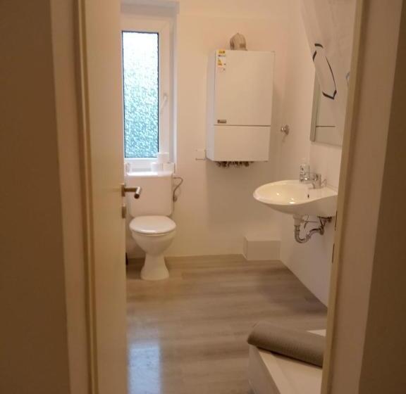 スタンダードスタジオ, Ideale Unterkunft Für Geschäftsreisende, Studenten, Monteure In Essen