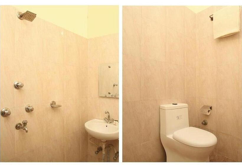 Deluxerum King Size Säng, Castle