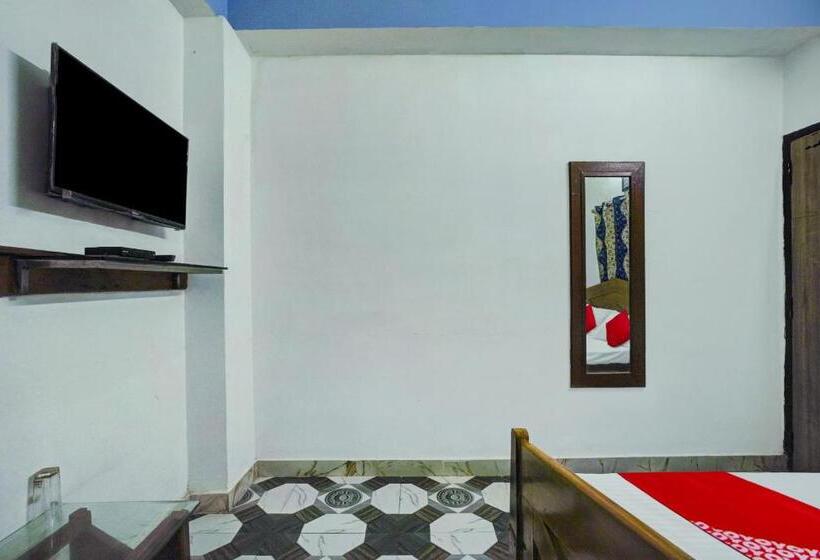 חדר קלאסי לשלושה, Oyo Flagship The Urban Stay