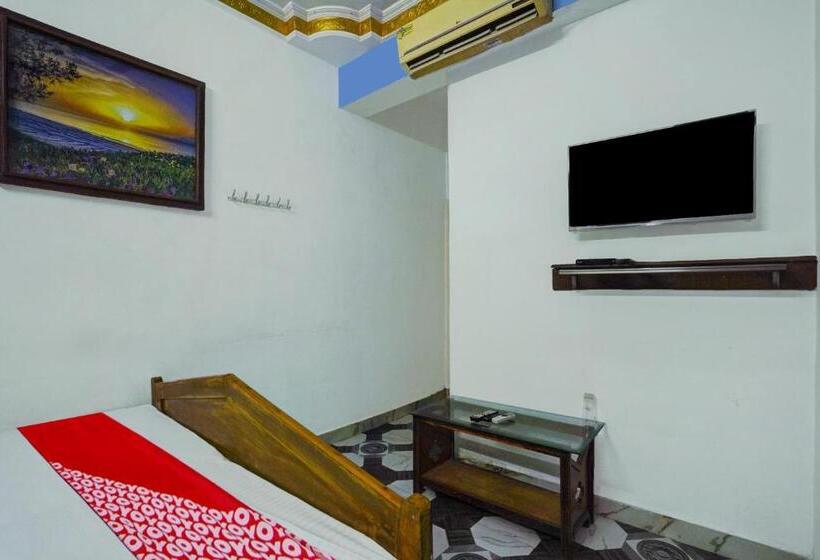 חדר קלאסי לשלושה, Oyo Flagship The Urban Stay