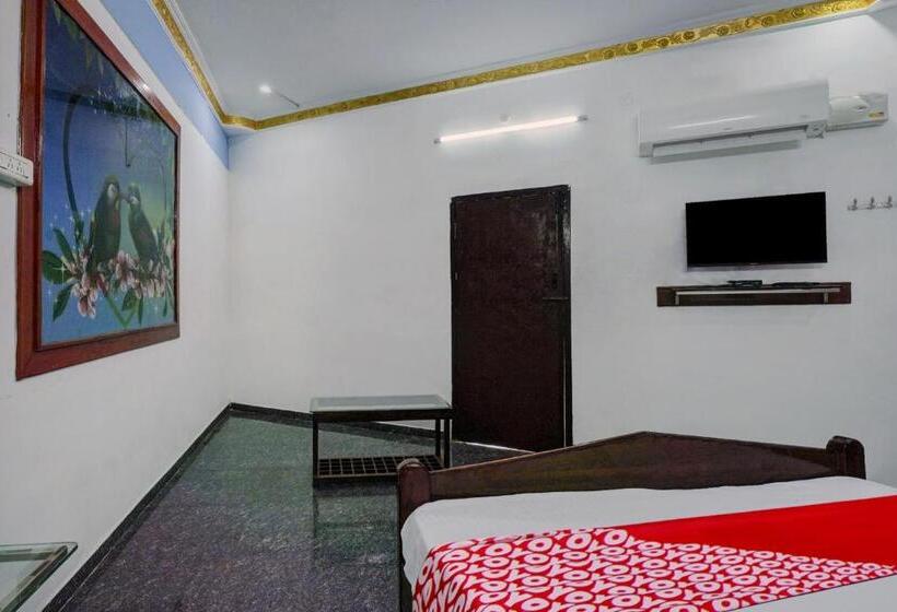 חדר קלאסי לשלושה, Oyo Flagship The Urban Stay