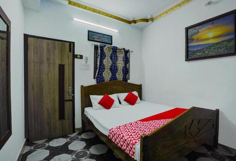 חדר קלאסי לשלושה, Oyo Flagship The Urban Stay