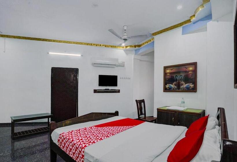 חדר קלאסי לשלושה, Oyo Flagship The Urban Stay