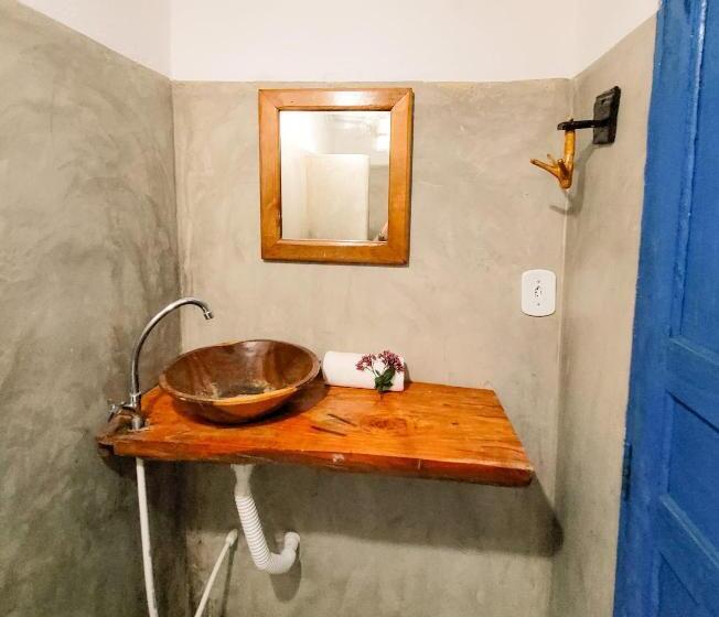 Comfort Kolmen Hengen Huone, Pousada Vilarejo