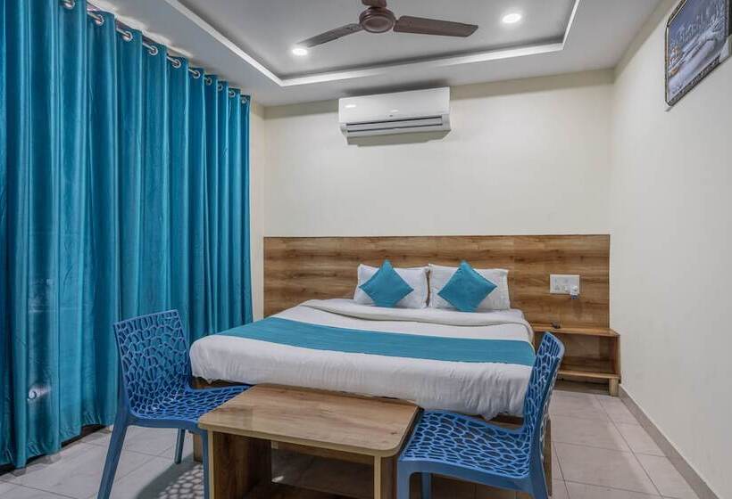 חדר סטנדרט, Iroomz Hotel Ritzy Grand