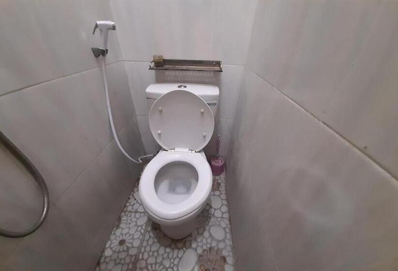 اتاق عادی یک تخته, Spot On 93283 Sengon Kostel Syariah