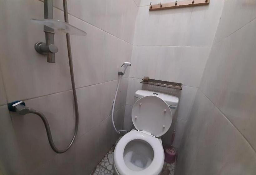 اتاق عادی یک تخته, Spot On 93283 Sengon Kostel Syariah