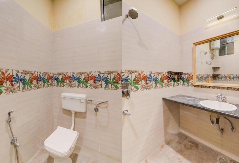 Трехместный Номер Классика, Oyo Hotel Ambika Palace