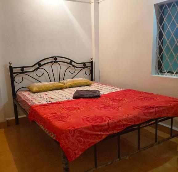 غرفة قياسية مطلّة علي الحديقة, Anika Homes