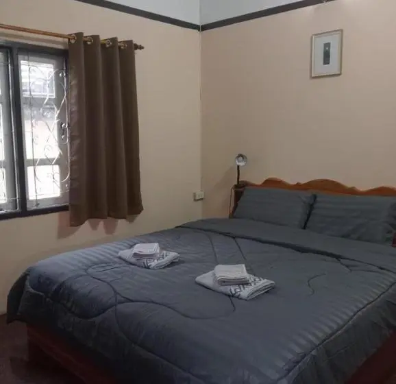 اتاق استاندارد, Bolaven Trail Guesthouse
