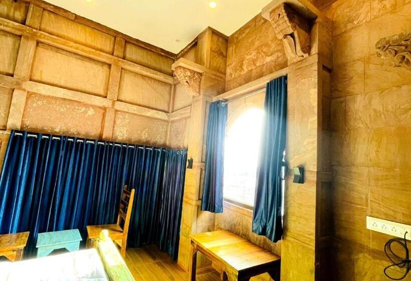 اتاق لوکس با چشم‌انداز شهر, Geel Heritage   A Restored Haveli