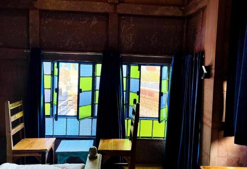 اتاق لوکس با چشم‌انداز شهر, Geel Heritage   A Restored Haveli