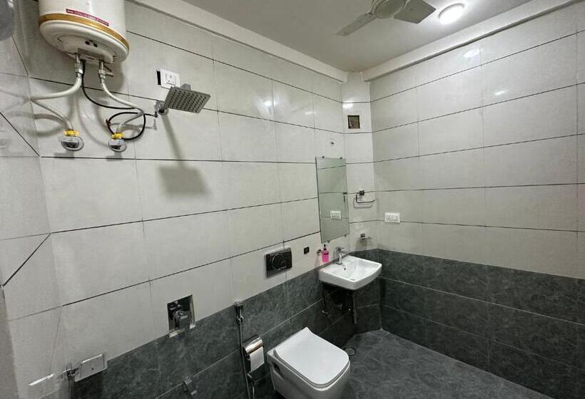 اتاق سوپریور با تخت بزرگ, Geel Heritage   A Restored Haveli