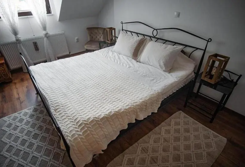 スタンダードルーム, Petershaus Casa De Vacanța și Distractie