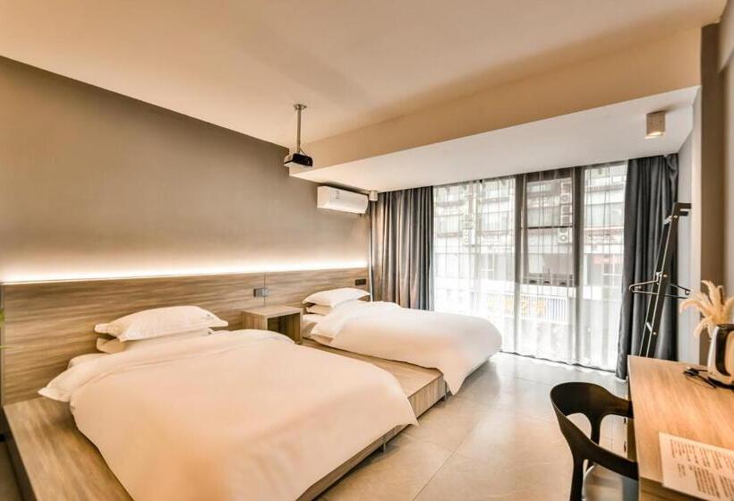 Номер Superior, Yangshuo Emoji Youth Hostel