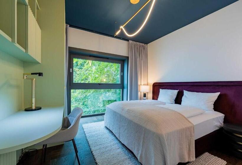 آپارتمان 2 خوابه, The Garden Suites By Suite030