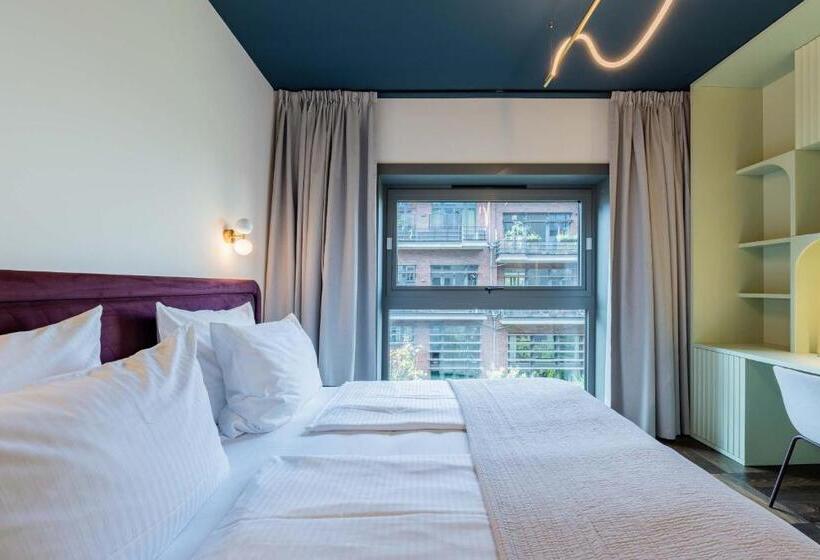 آپارتمان 2 خوابه, The Garden Suites By Suite030