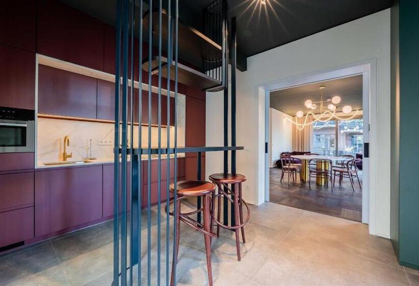 آپارتمان 2 خوابه, The Garden Suites By Suite030