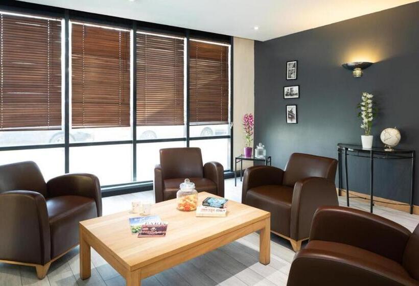 1 Szobás Apartman, Appartement Privé La Défense Paris