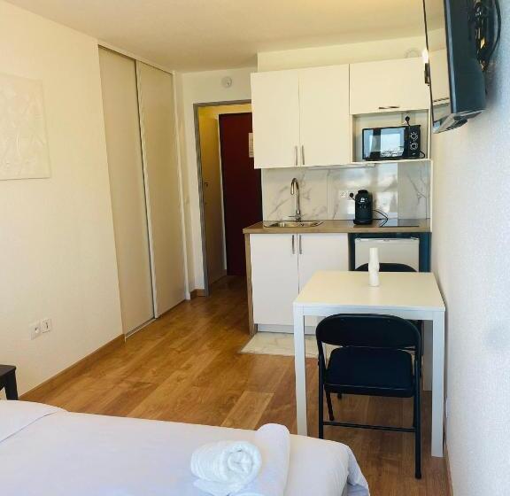 Апартаменты 1 Спальня, Appartement Privé La Défense Paris