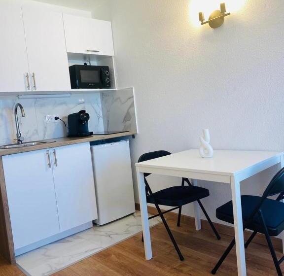 1 Szobás Apartman, Appartement Privé La Défense Paris