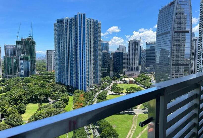 Люкс Вид на Город, Manila Bgc Best City View Executive Suites At The Residences